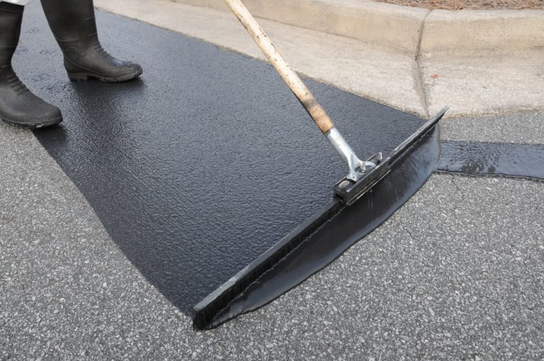 asphalt emulsion sealer